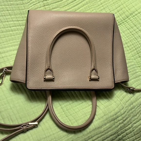 Kate Spade Allyn Convertible Pebbled Leather Zip Top Bag. - Picture 5 of 10